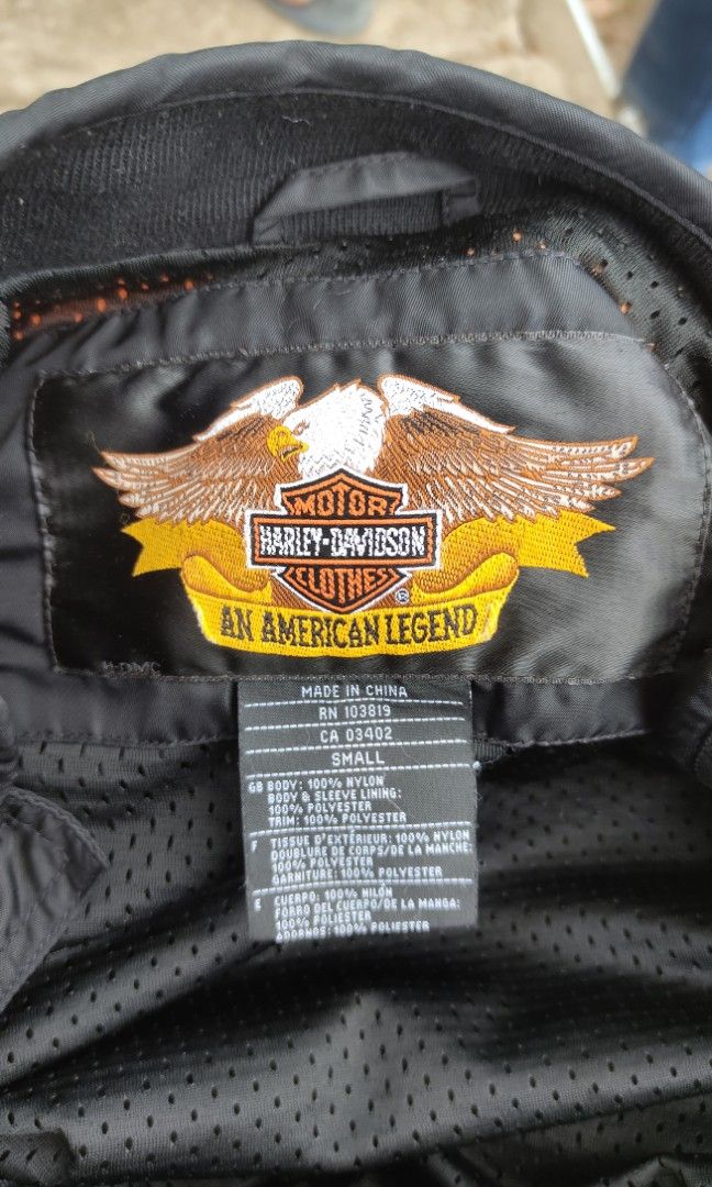 Vintage Harley-Davidson Big Logo Back Jacket Racing Biker (Category: Coats, Jackets and Outerwear) located in Ilog. Submitted by ea__thrift (Listing ID 1435285040, Image 3). Description: NEW ARRIVAL PLEASE READ THE FOLLOWING BEFORE BUYING: ⚫️ All items are off/legit ⚫️ Items are thrifted so please manage your expectations some issues may not be seen. ⚫️ Check details before buying. ⚫️ Wash before you use. ⚫️ Be a responsible buyer. ⚫️ Payment fir