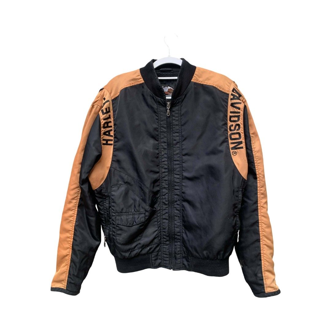 Vintage Harley-Davidson Big Logo Back Jacket Racing Biker (Category: Coats, Jackets and Outerwear) located in Ilog. Submitted by ea__thrift (Listing ID 1435285040, Image 1). Description: NEW ARRIVAL PLEASE READ THE FOLLOWING BEFORE BUYING: ⚫️ All items are off/legit ⚫️ Items are thrifted so please manage your expectations some issues may not be seen. ⚫️ Check details before buying. ⚫️ Wash before you use. ⚫️ Be a responsible buyer. ⚫️ Payment fir