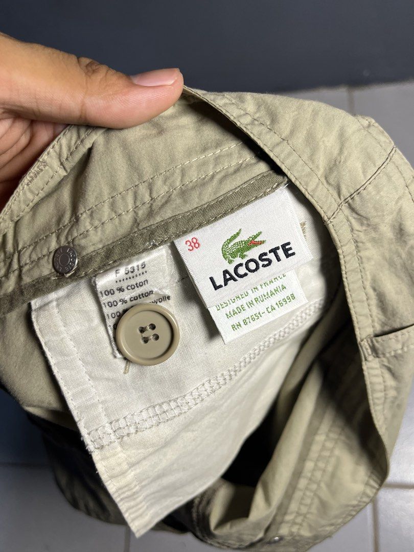 Vintage Lacoste Woven Shorts (Category: Shorts) located in General Santos City (Dadiangas). Submitted by theyear2000z (Listing ID 1435206312, Image 3). Description: Vintage Lacoste Nylon Shorts Waist 31-33 GRAB: ₱799 📌NOTE: some pieces might be pinned in the back for it to fit the model Model details: 46kg 5’4.