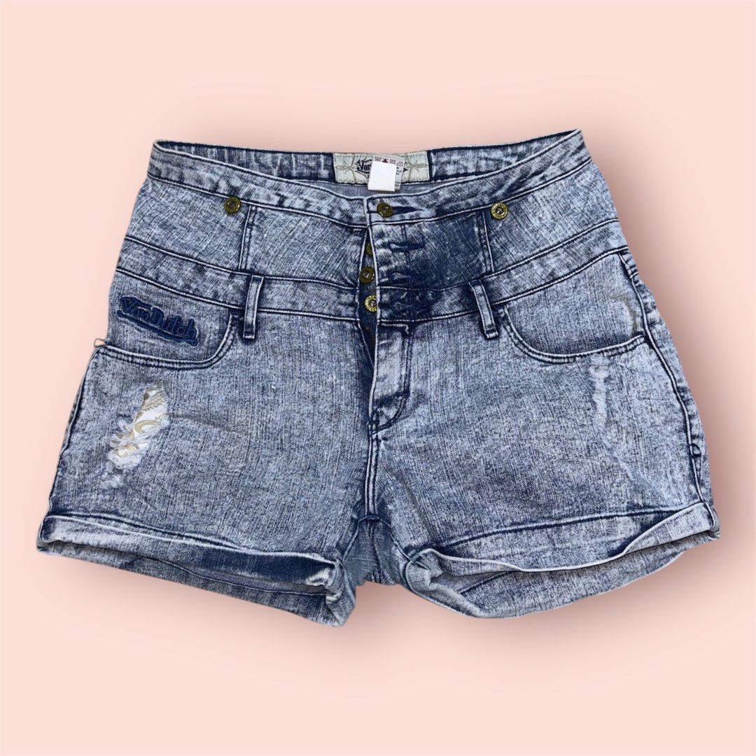 VonDutch High Waist Shorts (Category: Shorts) located in Rosario. Submitted by preloveditems2002 (Listing ID 1435232086, Image 1). Description: - VonDutch high-waist shorts - Acid wash denim - High-waisted design - Stylish and trendy - Size 30.