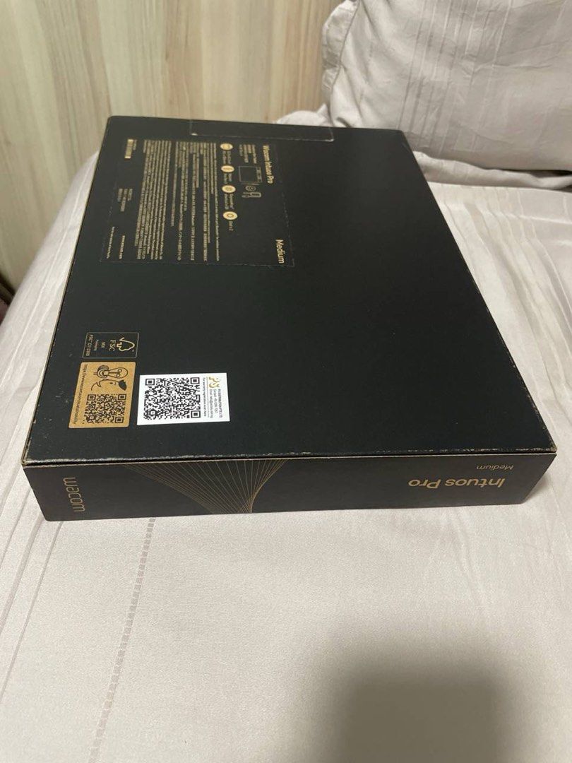 Wacom Intuos Pro Medium441450137282816002