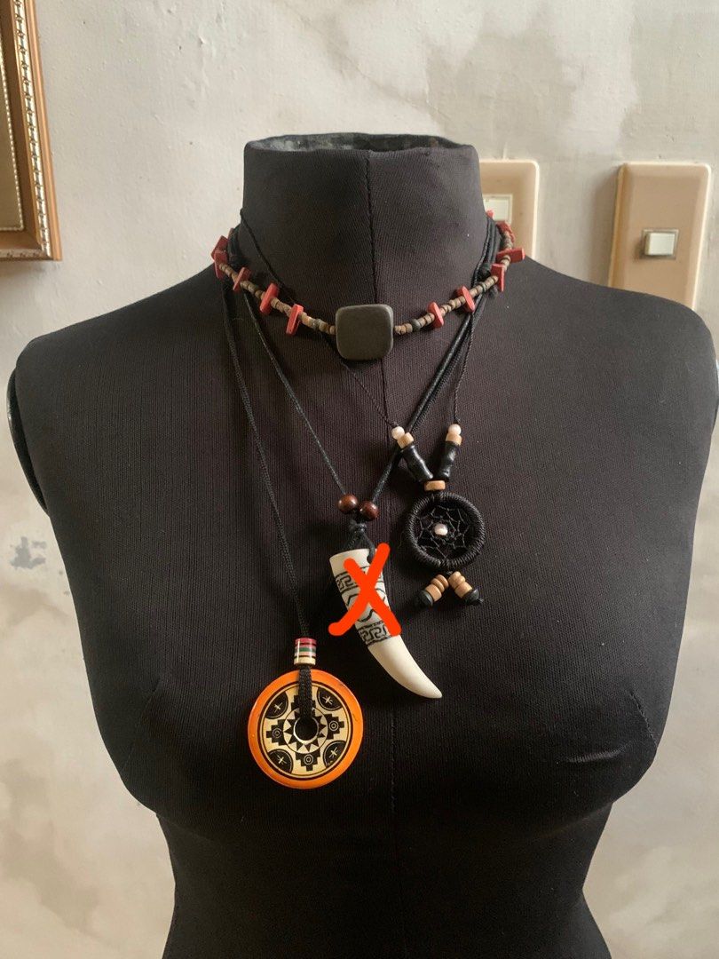 Whimsical Boho Bohemian Tribal Style Necklace Bundle (Category: Necklaces) located in Tarlac. Submitted by thrice.closet (Listing ID 1421118106, Image 1). Description: *has minor flaws ₱100 each or ₱250 take all 2nd necklace ‼️SOLD‼️.