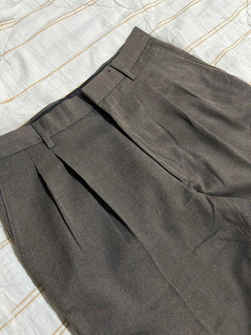 Wide Pleated Trousers (Category: Trousers) located in Marikina City. Submitted by dopaaaa (Listing ID 1435280000, Image 2). Description: Wide Pleated Trousers Dimes: Length - 40.5’ Waist - 29’ Leghole - 9’ Color may vary due to lighting..