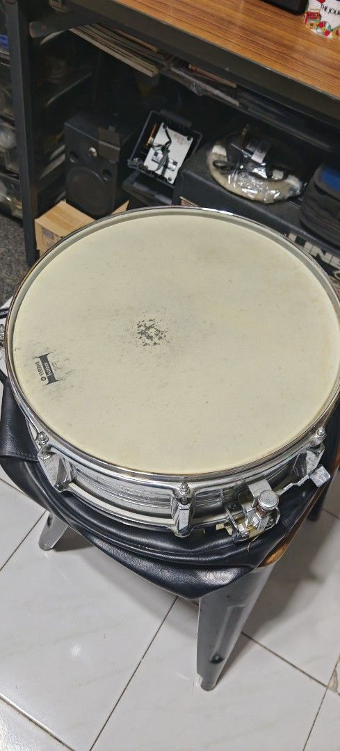 Yamaha sd750m vintage snare drum (Category: Musical Instruments) located in Paranaque City. Submitted by yourhonorvoy (Listing ID 1435268676, Image 3). Description: Yamaha sd750m snare drum 10k only With soft case Marumi Lang, kayo na mag linis As is where is 👍Payment thru cash, bank transfer, gcash or in any remittance center 🚚We do shipping👍via lalamove,speedy, toktok and grab ✈️🚢🚆We also ship nation wide, dipende sa location nyo 💪Payment
