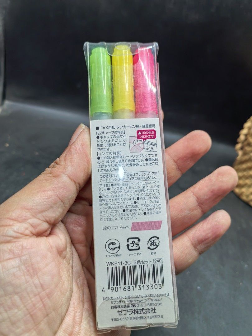 Zebra Optex 1 EZ Fluorescent Highlighter Set (Category: Craft Supplies & Tools) located in Cebu City. Submitted by dudes_villanueva (Listing ID 1435186498, Image 3). Description: Zebra Optex 1 EZ Fluorescent Highlighter Set. 📌 Easy Open Cap: The "EZ cap" feature allows the cap to be opened easily by pinching both sides. 📌 Refillable: These markers are refillable type, helping to reduce waste. 📌 Ink Type: They use water-based pigment ink that i