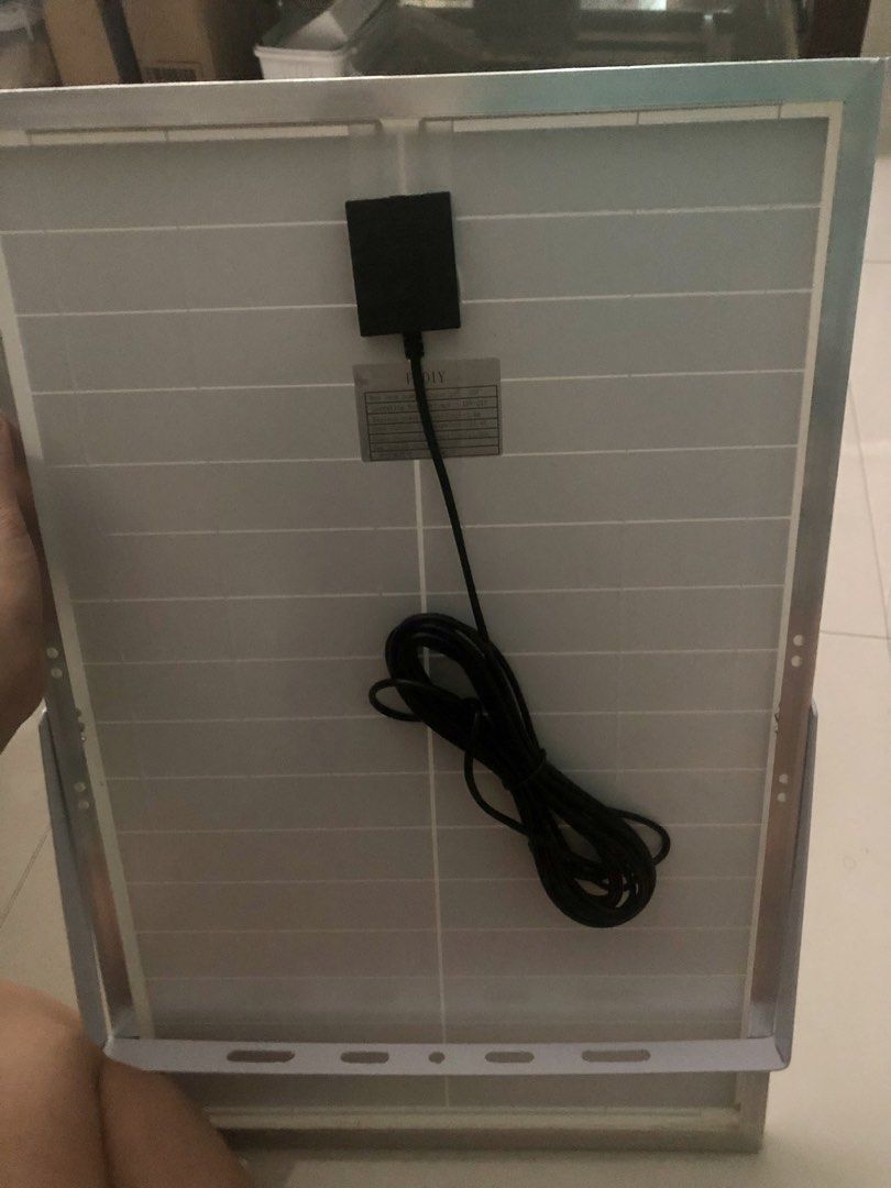 30W Solar Panel 18V-21V (Category: Lighting) located in Manila. Submitted by mnmonzon (Listing ID 1430120779, Image 3). Description: Brand new. Didn’t use, just assembled the bracket. Can’t fit the box anymore due to bracket. Decided for an alternative panel. .