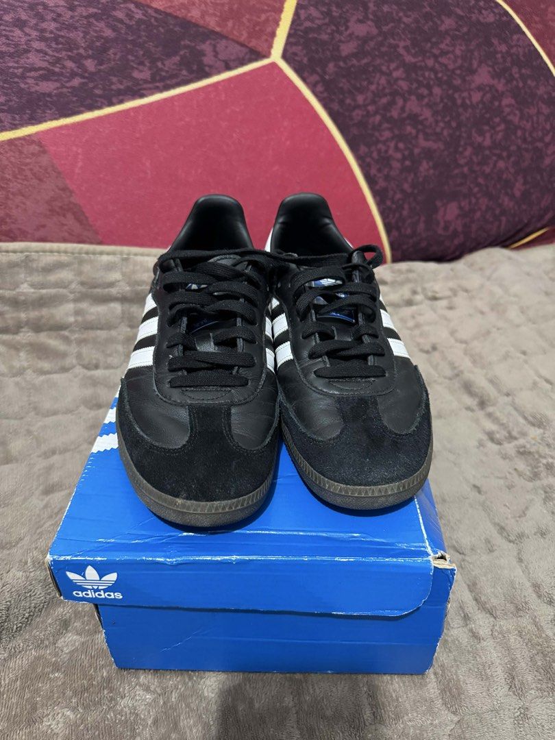 Adidas Samba Black/White Size UK8, 42EU (Category: Sneakers) located in Bacoor. Submitted by nolram1925 (Listing ID 1430045909, Image 2). Description: Selling Used Adidas Samba Black/White Size US 8.5, Used Occasionally, Good condition. Rfs: Mejo maliit, need ng malaki unti. ₱ 3,300 only Imus, Cavite.