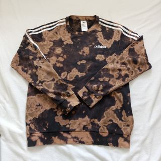 (Category: ) located in . Submitted by dopewear.collection (Listing ID 1430131503, Image 1). Description: .