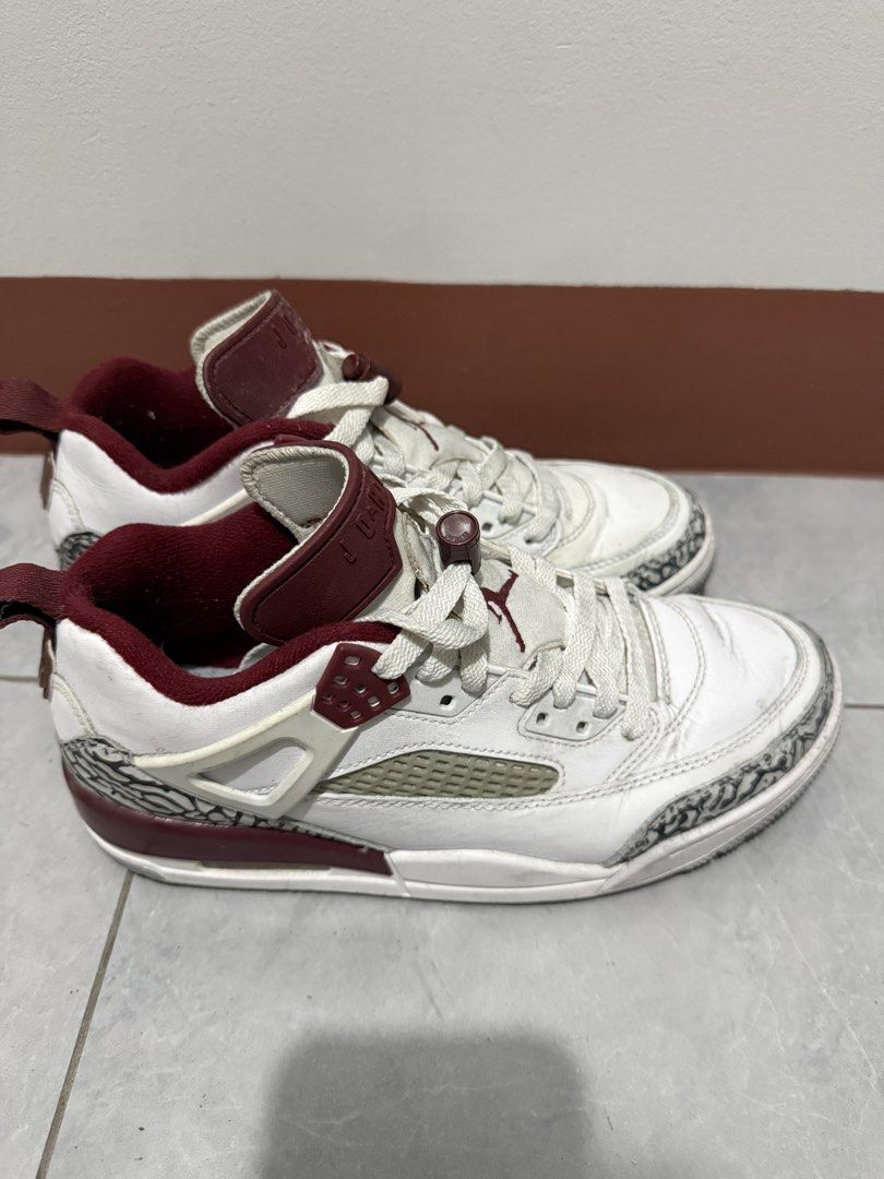 Air Jordan Spizike Low - Team Red (Category: Sneakers) located in Manila. Submitted by zqrish (Listing ID 1430166494, Image 2). Description: 📍Sampaloc, Manila (Meet-up/Delivery) -Needs cleaning/washing only -Stored for a long time, no longer used -No return, exchange, or refund ❌ -No COD / COP transaction ❌ -50% down payment required for reservation (non-refundable) ✅ -Please check the photos for the item’s condition ❗️Price is negotiable.