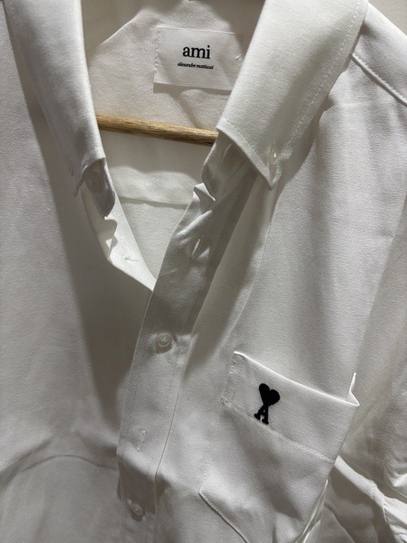 Ami white polo (Category: Luxury Apparel) located in Bacolod City. Submitted by sheenlythingsforyou (Listing ID 1430100031, Image 3). Description: .