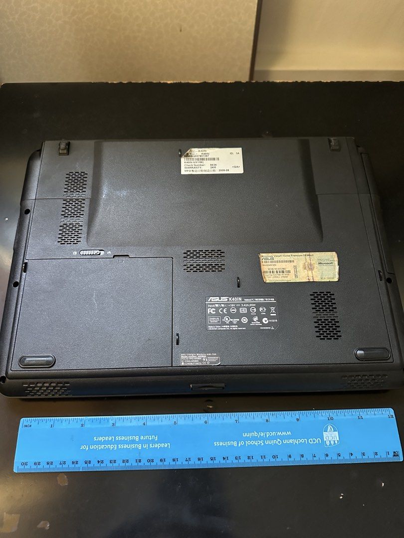Asus laptop420612949274808321