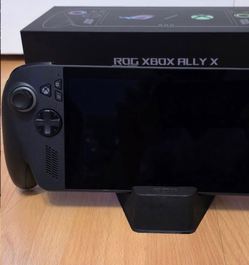ASUS ROG Xbox Ally X (Category: Xbox) located in Caloocan City. Submitted by neverlack538649 (Listing ID 1430185254, Image 3). Description: ASUS ROG Xbox Ally X is a powerful gaming handheld console designed for gamers who want high-performance portable gaming. Powered by the C AMD Ryzen Al Z2 Extreme processor, it delivers next-gen graphics and ultra-smooth gameplay. The device features a 7-inch 1080p 120Hz IPS display supporting & FreeSync and 