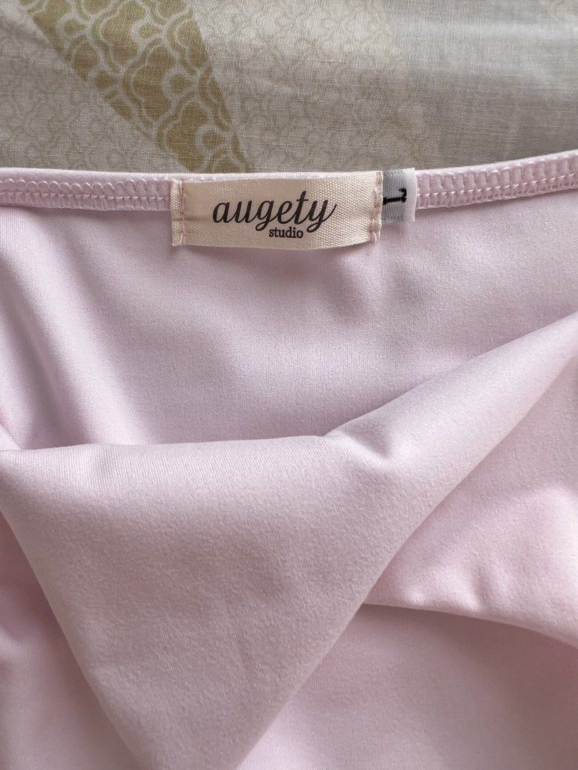 Augety Studio Vietnam Light Pink Halter Top (Category: Sleeveless) located in Taguig. Submitted by carmellouise (Listing ID 1430123641, Image 3). Description: Brand new Never worn.
