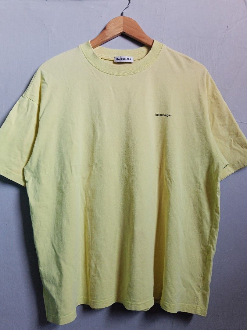 Balenciaga Yellow T-shirt (Category: Tshirts & Polo Shirts ) located in Lingayen. Submitted by mjaymerin (Listing ID 1430064849, Image 1). Description: ..