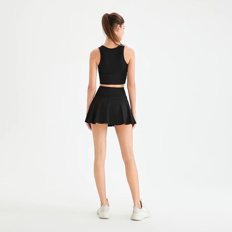 Black Pickleball/Tennis/Running Skort (Category: Skirts) located in Tanauan. Submitted by declutterwithshai (Listing ID 1430052952, Image 2). Description: • used once • size XL - 29” • skort & has pockets .