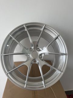 (Category: ) located in . Submitted by perfectowheels (Listing ID 1428668700, Image 1). Description: .