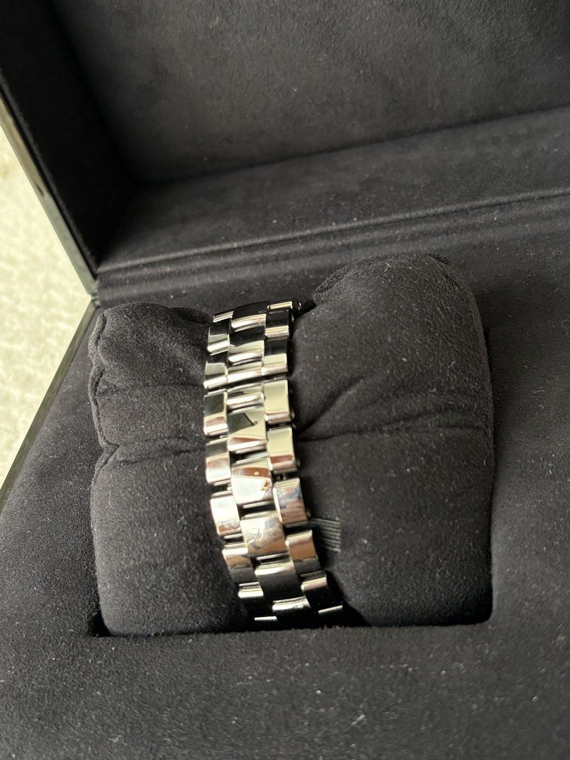 Chanel J12 Automatic Watch (Category: Luxury Watches) located in Quezon City. Submitted by authenticandluxury_bags (Listing ID 1430164860, Image 3). Description: .