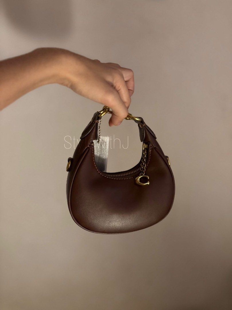 Coach Jonie Crossbody (Category: Luxury Bags & Wallets) located in Las Pinas. Submitted by bagsnclothesby.j (Listing ID 1430055315, Image 3). Description: With sling strap! Send us a DM for more details ❤️‍🩹 Complete inclusions 🌟 FB Page: Style with J Lalamove ready! .