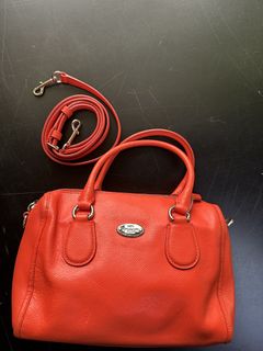 (Category: ) located in . Submitted by ae.stylepreloved (Listing ID 1430065692, Image 1). Description: .
