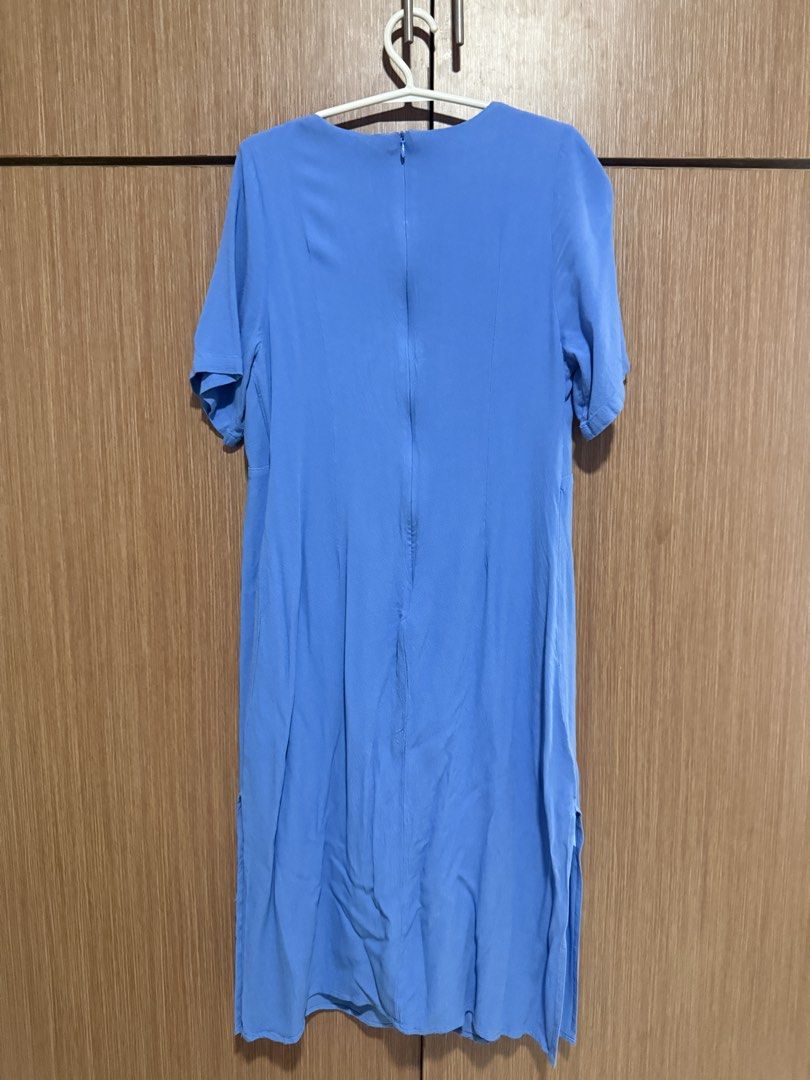 Coco Cabana Blue Summer Dress (Category: Dresses) located in Davao. Submitted by drewbuys (Listing ID 1430085750, Image 3). Description: Bought inside SM Dep Store! A bit revealing cleavage wise but perfect for summer!.