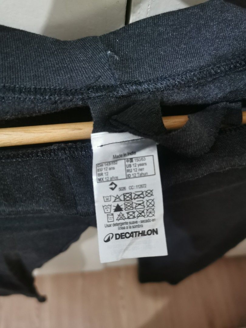 Decathlon leg warmer 12Y on tag (Category: Babies & Kids Fashion) located in Quezon City. Submitted by declutter68112 (Listing ID 1430119708, Image 2). Description: Decathlon leg warmer for kids 12Y on tag.