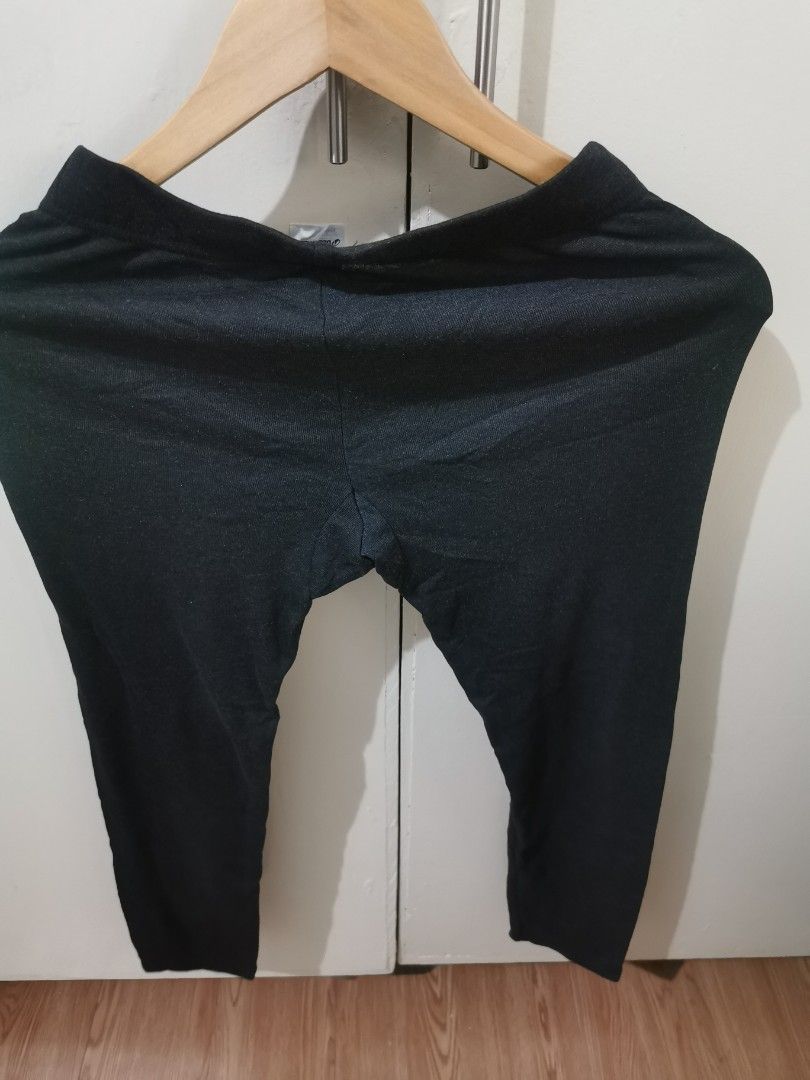 Decathlon leg warmer 12Y on tag (Category: Babies & Kids Fashion) located in Quezon City. Submitted by declutter68112 (Listing ID 1430119708, Image 3). Description: Decathlon leg warmer for kids 12Y on tag.