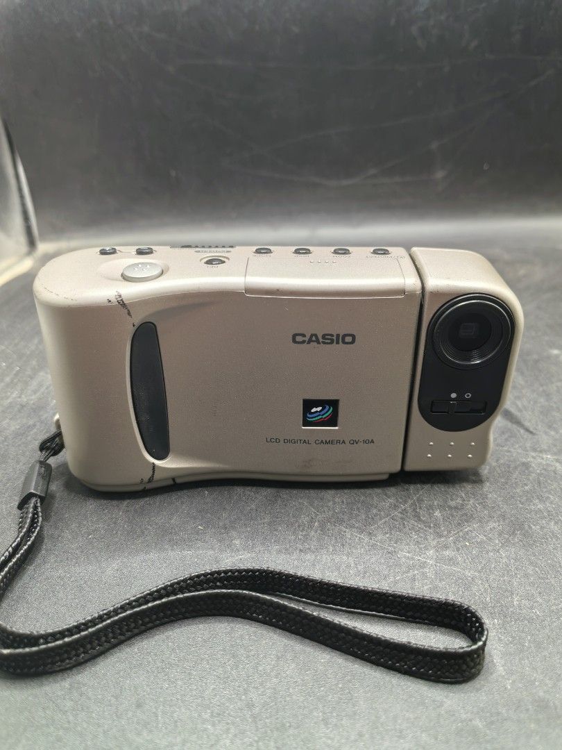 Digital Camera Casio QV-10A (Category: Cameras) located in Cebu City. Submitted by dudes_villanueva (Listing ID 1430088191, Image 1). Description: Digital Camera Casio QV-10A Note: Tested Functional. All sales final and non-refundable. Battery not included for testing and demo only. Condition: Working but LCD has issue. Cannot figure out function buttons as it always lead to a countdown. 📌 The world's first consumer digital camera to feature an 