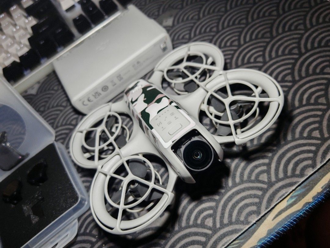 DJI NEO 1 Drone (Category: Drones) located in Quezon City. Submitted by wise_johnpaul (Listing ID 1430057592, Image 3). Description: Dji NEO 1 Fly More Combo, No RC WITH ND FILTER ND8 ,ND16 and Polarized Filter WITH 3 BATTERY AND CHARGING HUB EXTRA PROPELLERS WITH DRONE BAG GOOD FOR BEGINNERS CAN SHOOT 4K 30FPS VIDEOS IMUS CAVITE AREA MEETUP OR PICKUP.