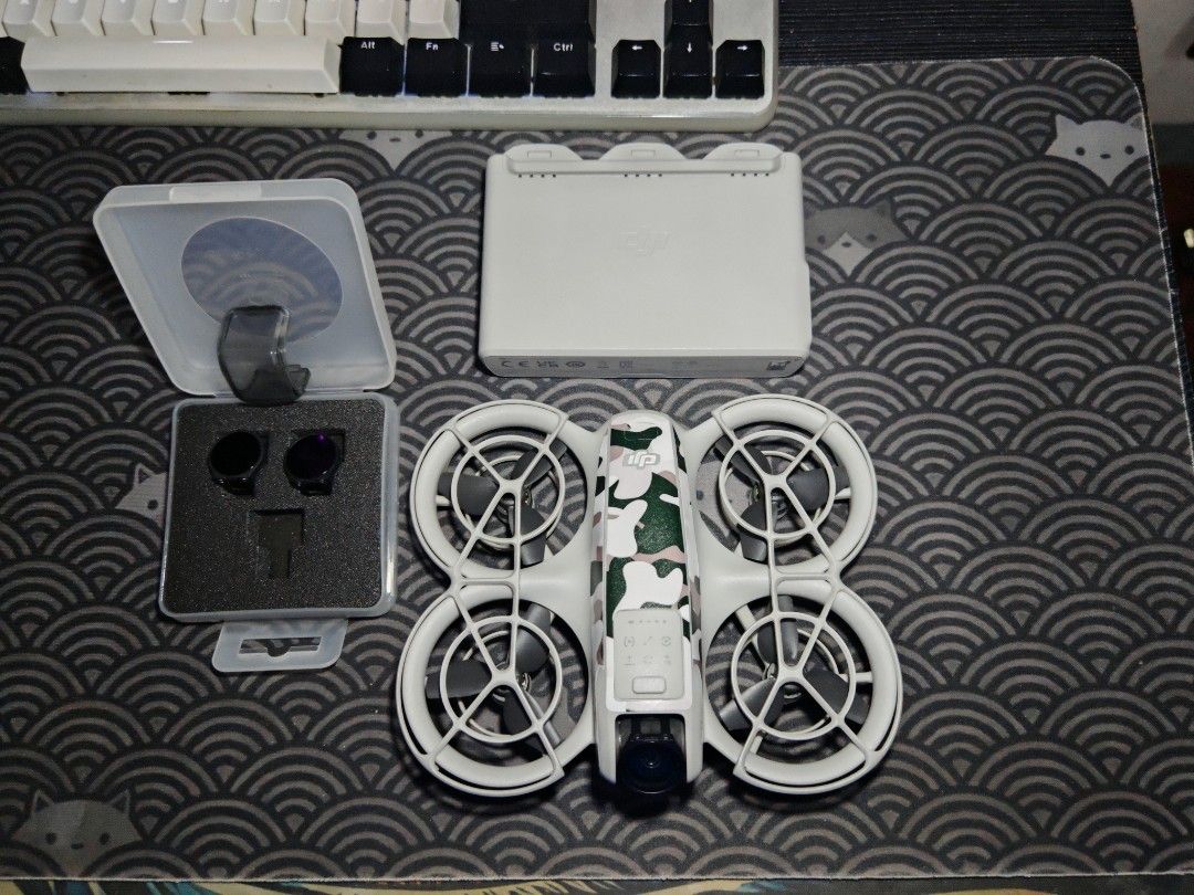 DJI NEO 1 Drone (Category: Drones) located in Quezon City. Submitted by wise_johnpaul (Listing ID 1430057592, Image 1). Description: Dji NEO 1 Fly More Combo, No RC WITH ND FILTER ND8 ,ND16 and Polarized Filter WITH 3 BATTERY AND CHARGING HUB EXTRA PROPELLERS WITH DRONE BAG GOOD FOR BEGINNERS CAN SHOOT 4K 30FPS VIDEOS IMUS CAVITE AREA MEETUP OR PICKUP.