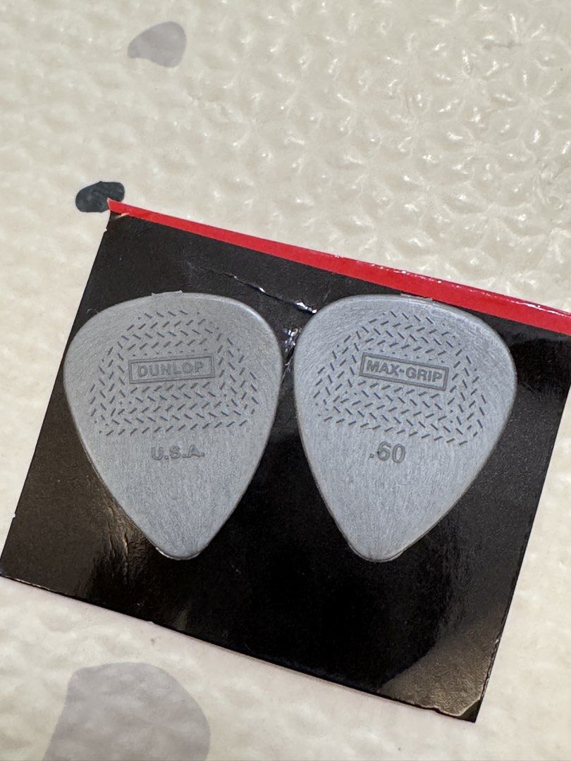 Dunlop Max-Grip Nylon Standard Guitar Pick (Category: Musical Instruments) located in Cainta. Submitted by littlemissvietnam (Listing ID 1430073642, Image 1). Description: .