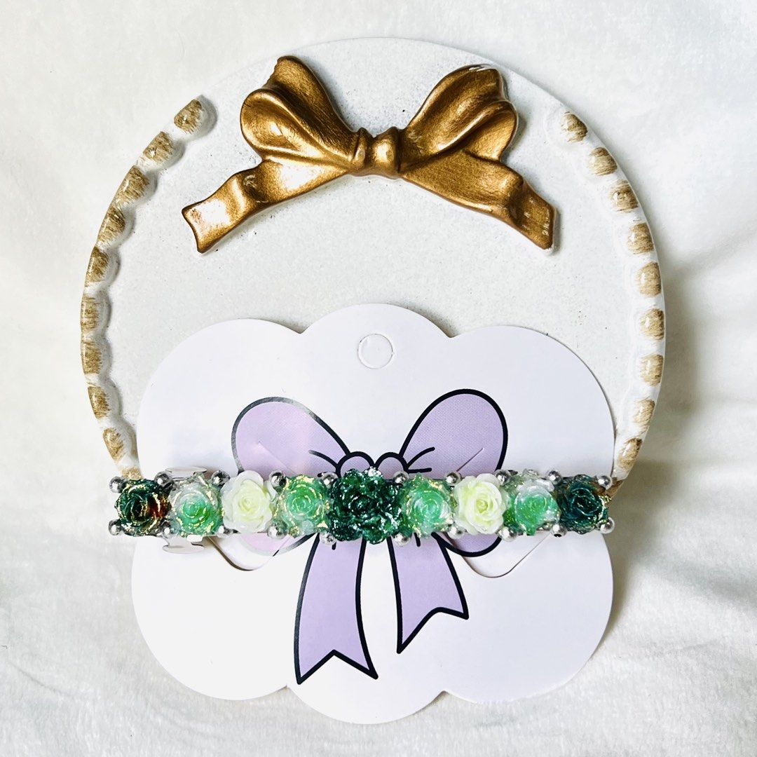 Floral Hair Clips (Category: Hair Accessories) located in Manila. Submitted by lex_co (Listing ID 1430046918, Image 2). Description: 🌸 Pretty Hair Clips 🌸 50.00/ pc 3 pcs for 135.00 PM for bulk orders ❤️ #hairclips #anikanik #babygirl #accessories.