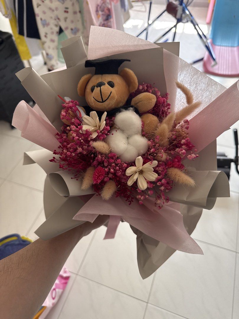 Graduation Bear Bouquet, Hobbies & Toys, Flowers & Bouquets on Carousell