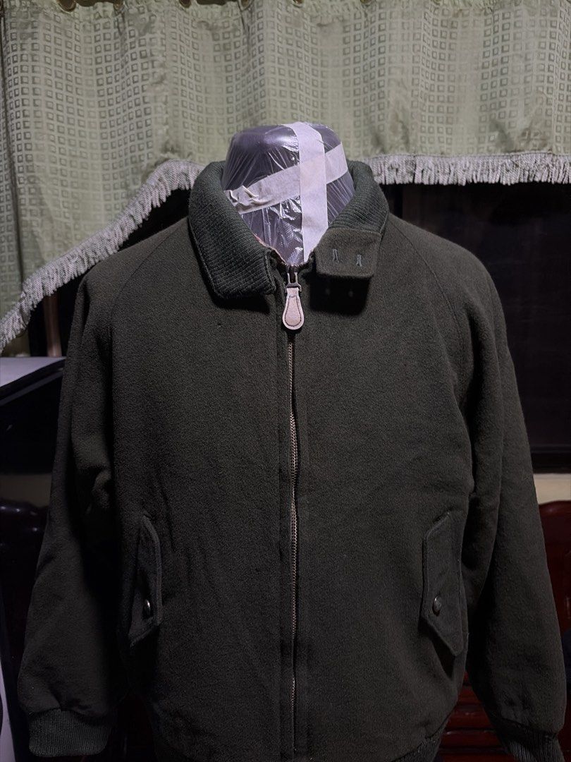 Graham Hill Wool Jacket - Medium (Category: Coats, Jackets and Outerwear) located in Makati City. Submitted by secondselection (Listing ID 1430143136, Image 1). Description: Good for winter or hiking W: 23in L: 24.5in.