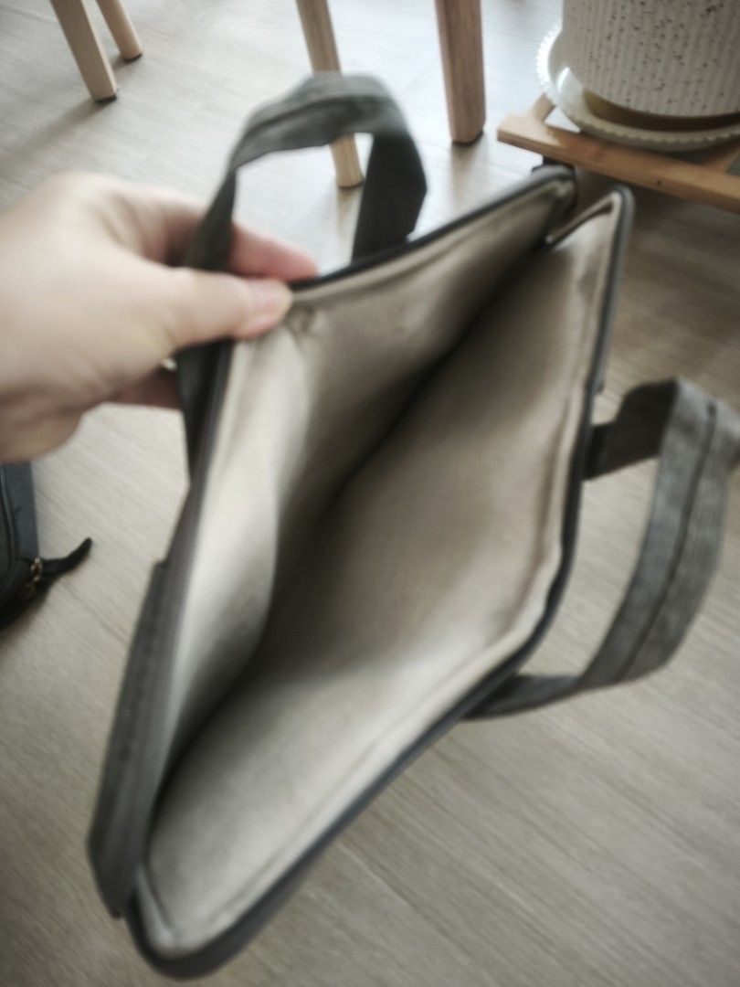 Grey Laptop Bag with Handle - Like New445676569294940161