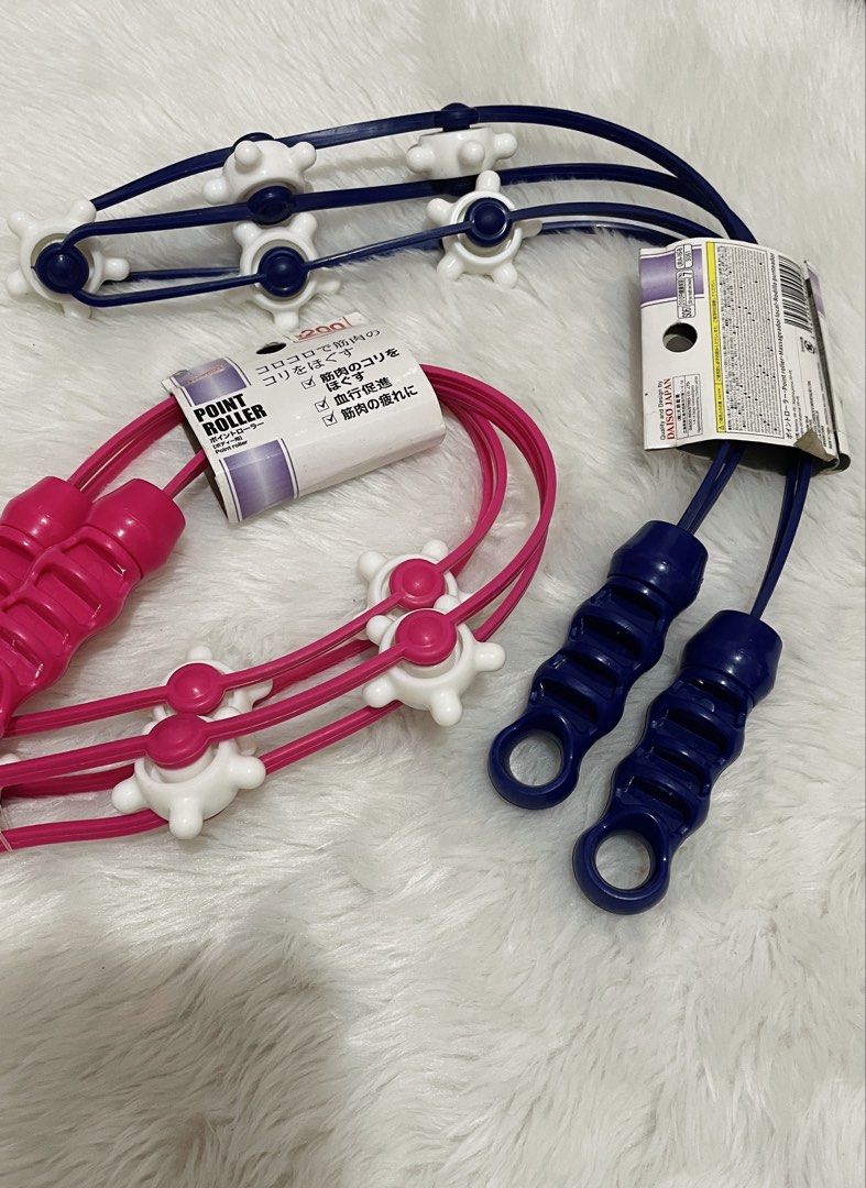 Handheld body massage rollers (Category: Massage Devices) located in Quezon City. Submitted by sissymissy1527 (Listing ID 1430157637, Image 3). Description: 2pcs brand new 1pc slightly used ~Muscle tension relief and blood circulation improvement Loc tandang sora, qc.