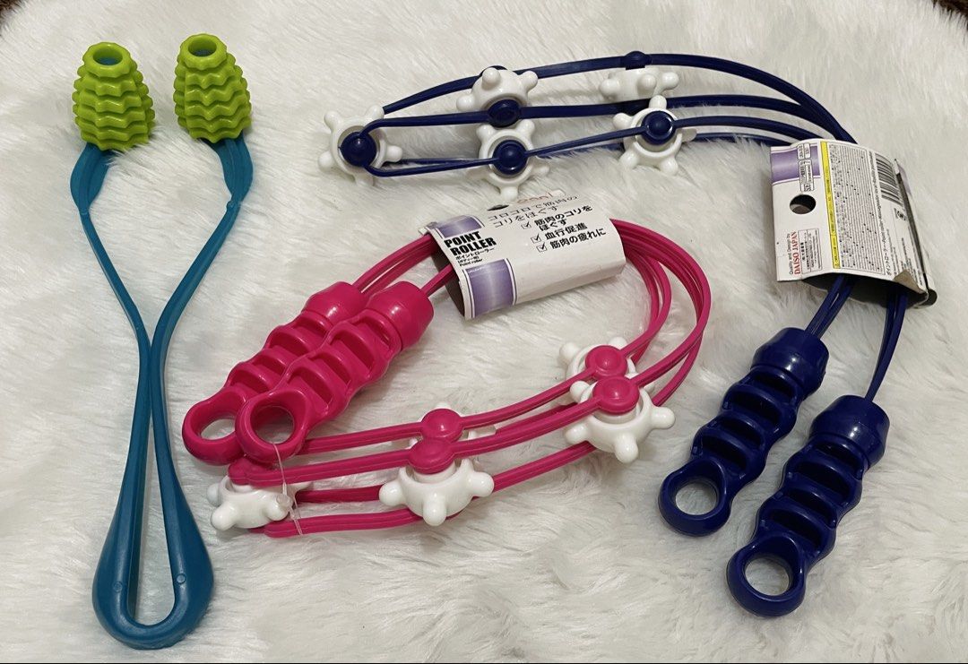 Handheld body massage rollers (Category: Massage Devices) located in Quezon City. Submitted by sissymissy1527 (Listing ID 1430157637, Image 2). Description: 2pcs brand new 1pc slightly used ~Muscle tension relief and blood circulation improvement Loc tandang sora, qc.