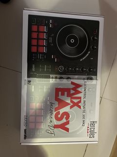 （分類：）位於 。 由 kelyeung1688 提交（商品編號 1430102983，圖片 1）。簡介： 。