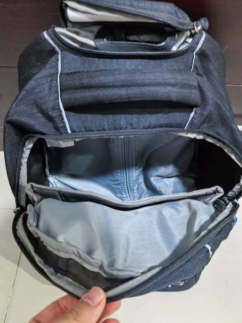 High Sierra Rolling Backpack (Category: Backpacks) located in Quezon City. Submitted by khulas_santos (Listing ID 1430074212, Image 2). Description: High Sierra Backback/Stroller Lightly used Issue: Minimal cratches, can’t remove lock QC.