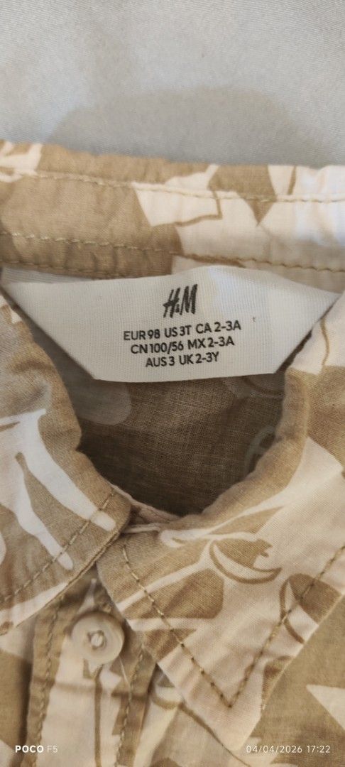 H&M Kids' Button-Down Shirt (Category: Babies & Kids Fashion) located in Manila. Submitted by allthingsloved28 (Listing ID 1430129008, Image 2). Description: shipping via Grab or Lalamove c/o buyer shipping from Paranaque City.