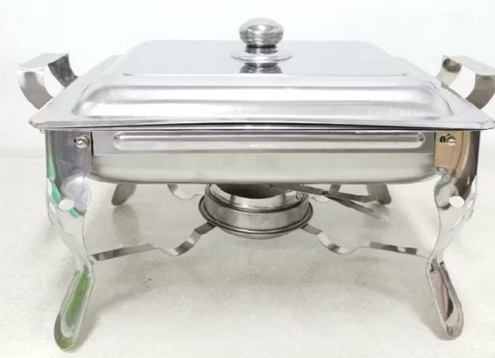 Home+Plus Stainless Steel Chafing Dish (Category: Other Kitchenware & Tableware) located in Manila. Submitted by newwater.702d09 (Listing ID 1430036240, Image 1). Description: Stainless steel chafing dish from Home+Plus. Features a square design with a lid and handles for easy transport. Includes a stand with a fuel holder. Ideal for keeping food warm during events or gatherings. Made of high-quality stainless steel. available in 3pcs once lang n