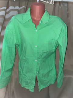 (Category: ) located in . Submitted by closetbymint (Listing ID 1430048658, Image 1). Description: .