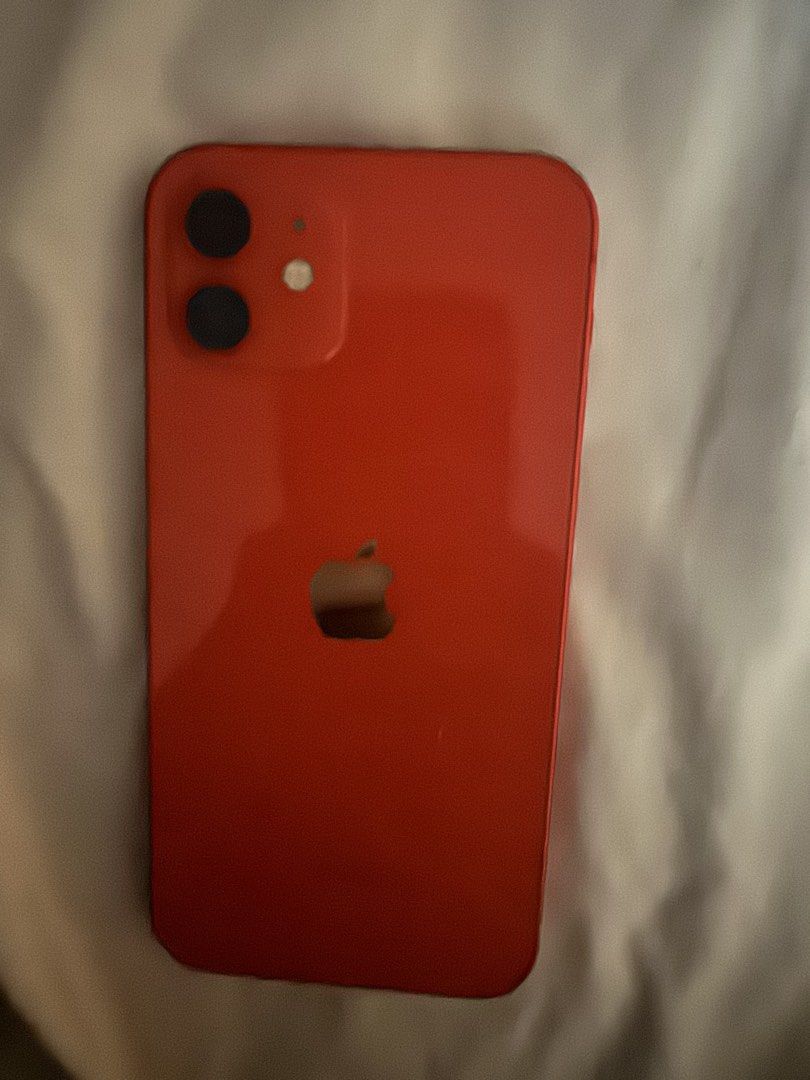 Iphone 12 (Category: iPhone 12 Series) located in Cebu City. Submitted by possible_19 (Listing ID 1430099859, Image 1). Description: - negotiable - no cracks on screen and back - openline .