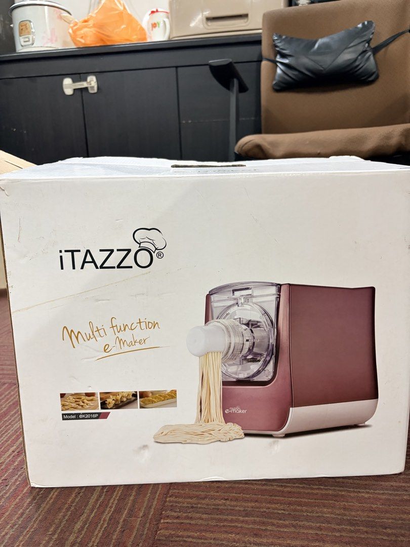 iTazzo Multi-function e-Maker (Category: Other Kitchen Appliances) located in Kuala Lumpur. Submitted by lina231 (Listing ID 1430131045, Image 1). Description: .