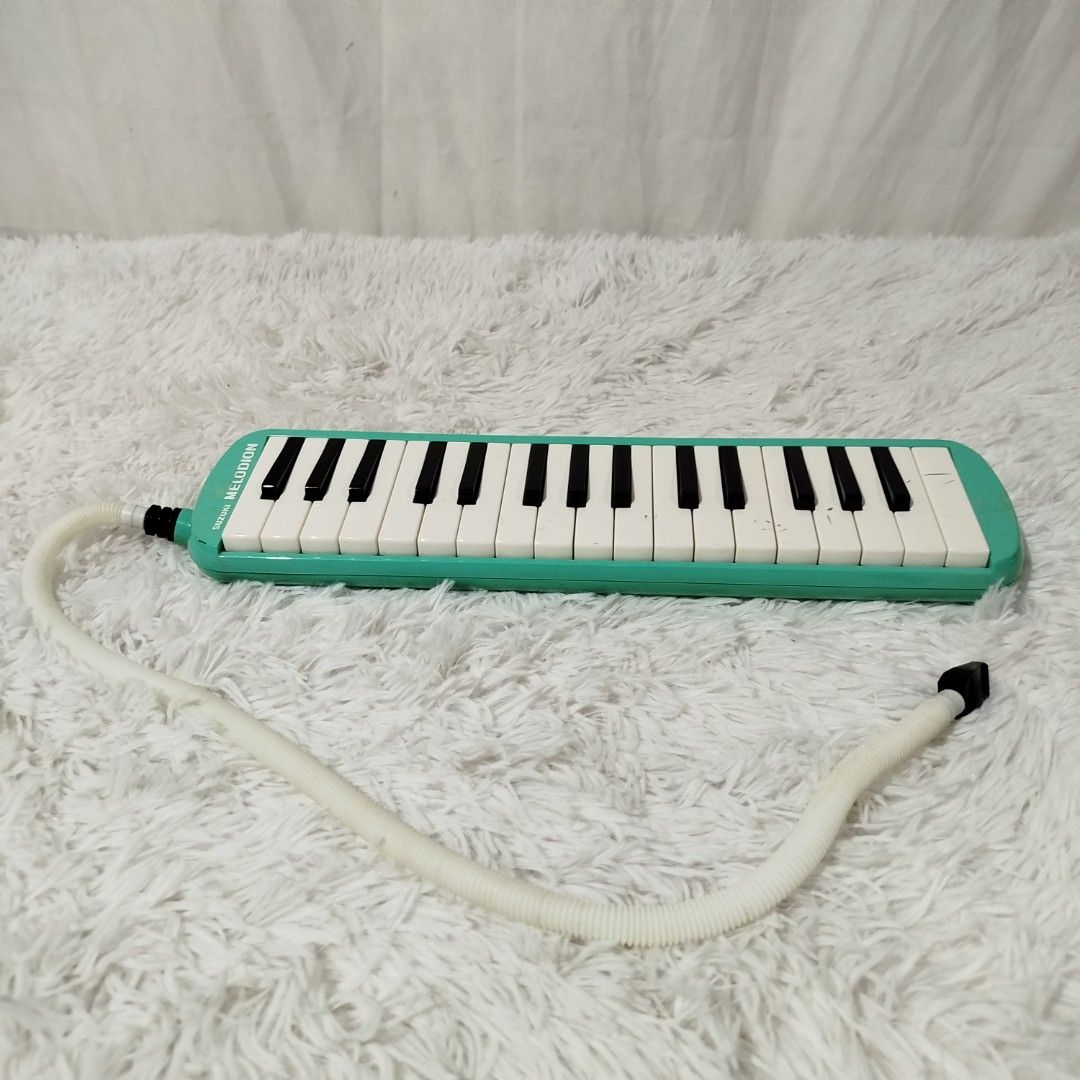 Japan Suzuki Melodion Tested ok (Category: Musical Instruments) located in Bulacan. Submitted by amarijapansurplus (Listing ID 1430141248, Image 1). Description: Japan Suzuki Melodion Tested ok 📌as is 📌What u see is what u get 📌First to pay basis 📌Auto pass sa COD iwas scam sa part ko 📌MOP: GCASH 📌MOD: Pick-up, Lalamove (motorcycle) or J&T/Flash Express 📌Loc. Panginay, Balagtas, Bulacan 🇯🇵AMARI Japan Surplus🇯🇵.