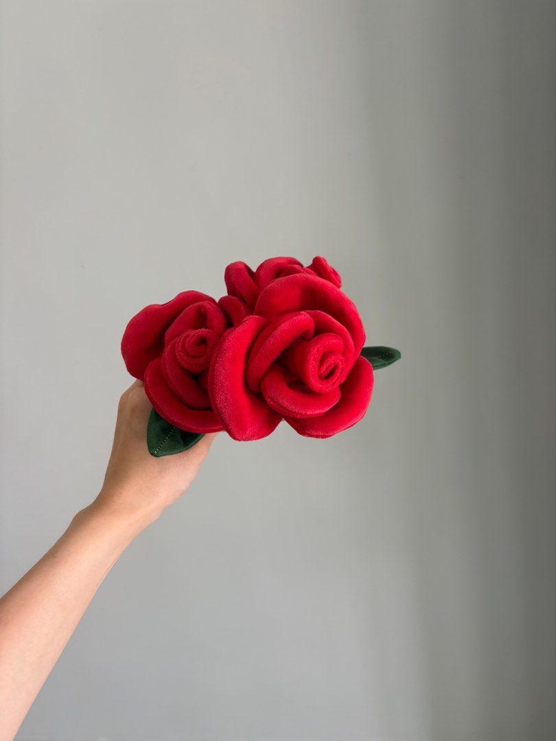 Jellycat Rose bouquet Jelly Cat, Hobbies & Toys, Toys & Games on Carousell