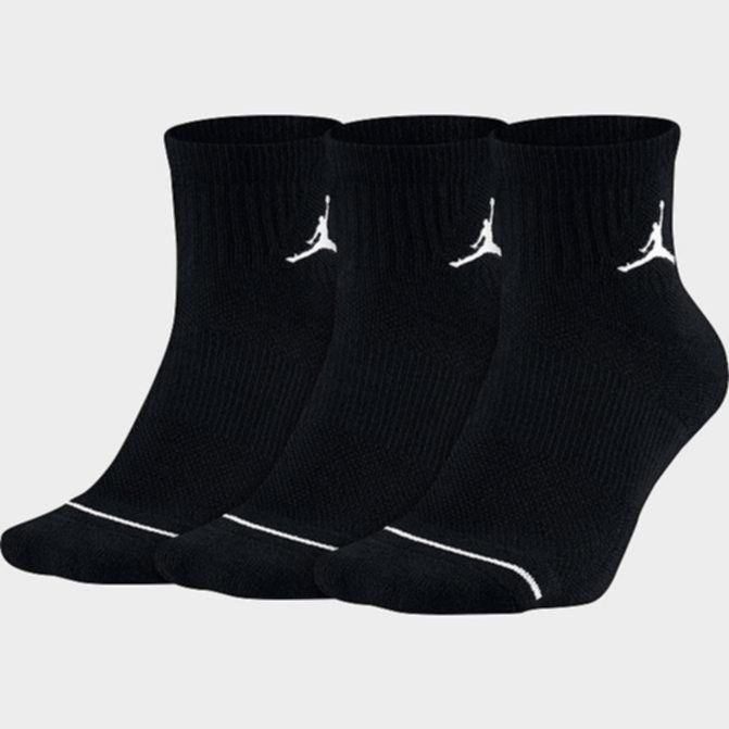 Jordan Ankle Socks - BLACK (Category: Socks) located in Paranaque City. Submitted by amazondrake (Listing ID 1430116650, Image 3). Description: Jordan Ankle socks (ALL BLACK) available in size : S, M, L & XL [subject to size availability] 3pairs/set — @750 / set BELOW SRP of 995/set *also selling per 300/pair AVAILABLE ONHAND FIXED PRICE NO MORE LAST PRICE via LBC or Lalamove delivery fee is at buyers expense .