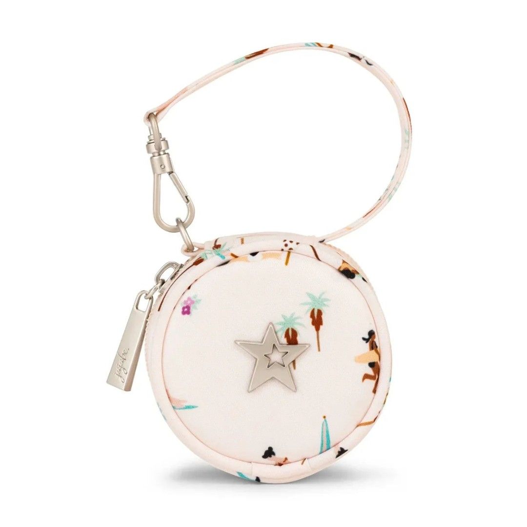 Jujube beach goers pacipod (Category: Other Babies Going Out Needs) located in Pasig City. Submitted by temerity_16 (Listing ID 1430213431, Image 1). Description: Bnwtip.