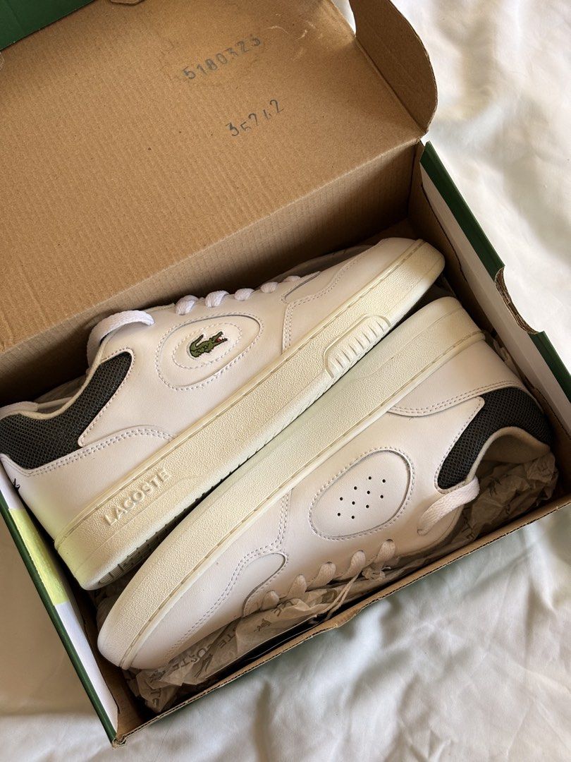 Lacoste Lineset 223 1 SFA Sneakers (Category: Sneakers) located in Makati City. Submitted by aethical (Listing ID 1430088625, Image 1). Description: Padala from US by family but gave the wrong size.