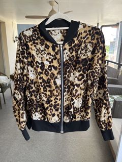 (Category: ) located in . Submitted by rks_closet (Listing ID 1430089998, Image 1). Description: .