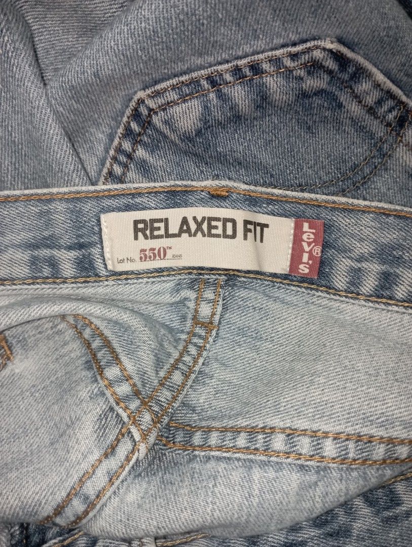 Levi's 550 Relaxed Fit Jeans (Category: Jeans) located in Adams. Submitted by eronantoli70554 (Listing ID 1430167839, Image 2). Description: Levis 550 Relaxed Fit Size 34x32 9/10 condition Issue: Minor HEM distress Negotiable .